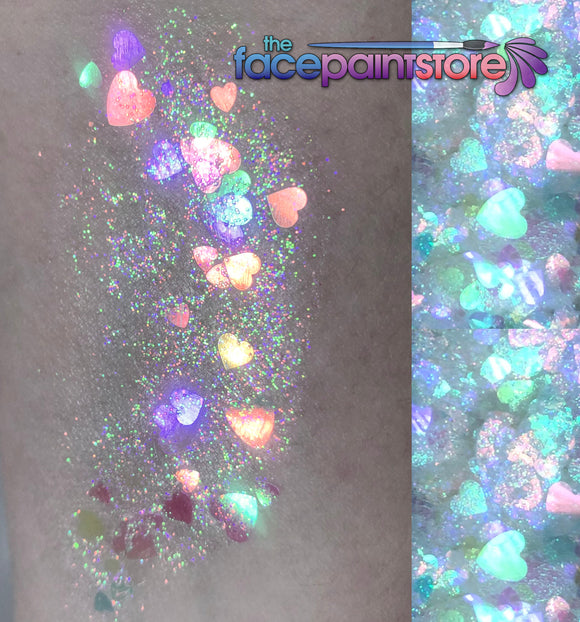 Amy’s collection- Birdwing non smear ECO bio glitter cream “Aurora” iridescent white with hearts 15g